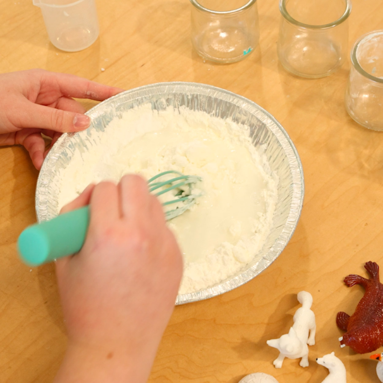 Mixed wet and dry ingredients